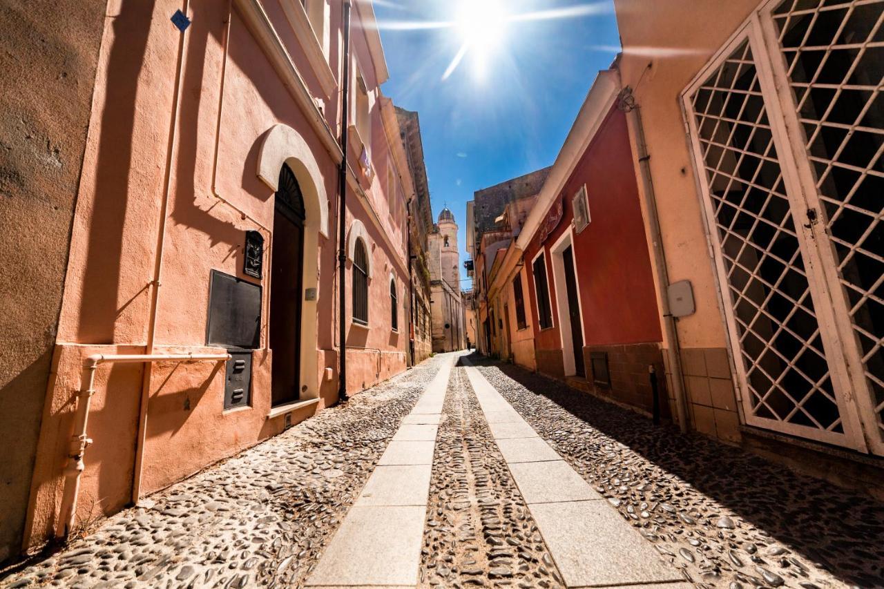 Suite Home Al Centro Di Sassari Exteriér fotografie
